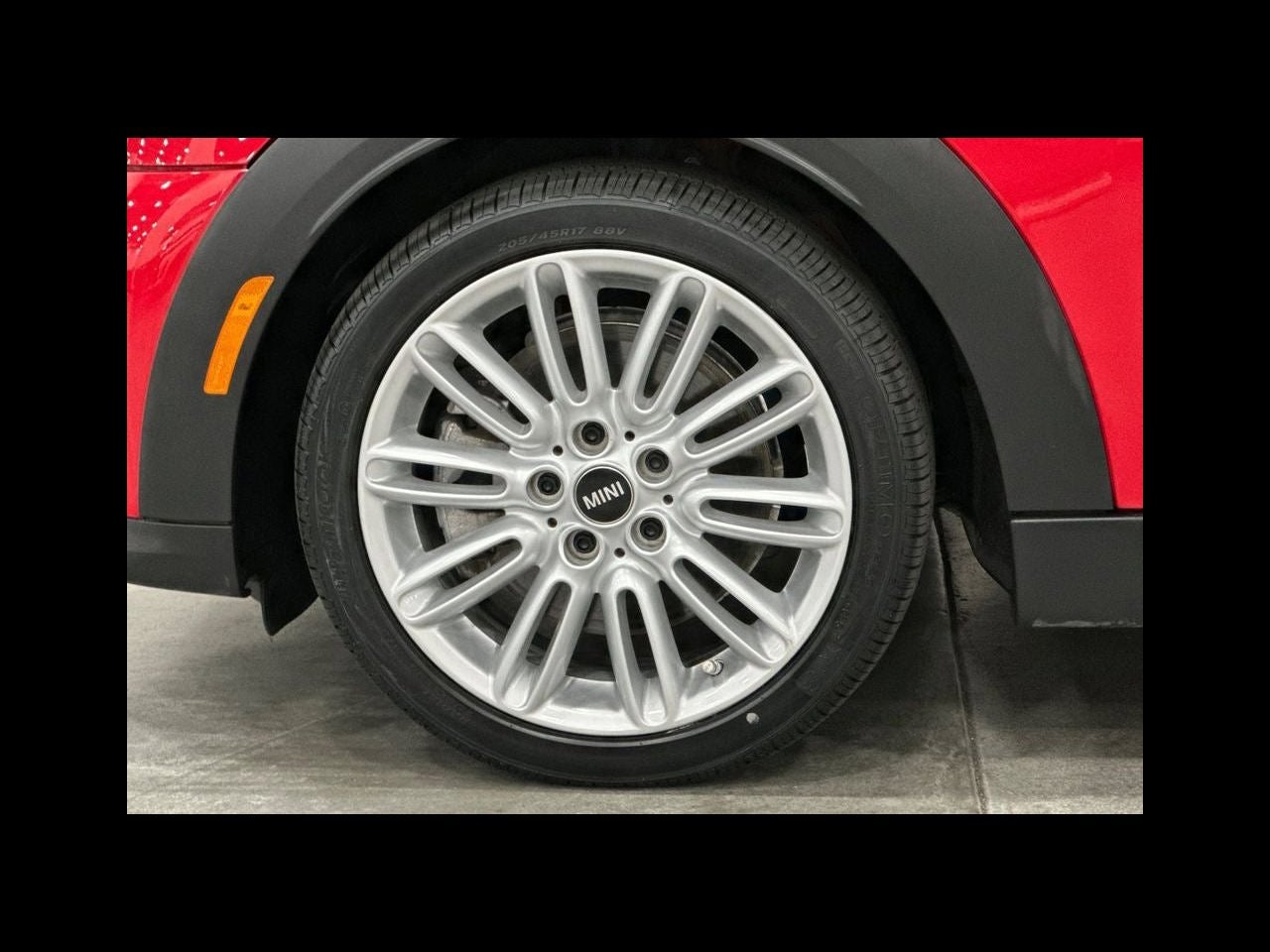 2024 MINI HARDTOP 4 DOOR Signature