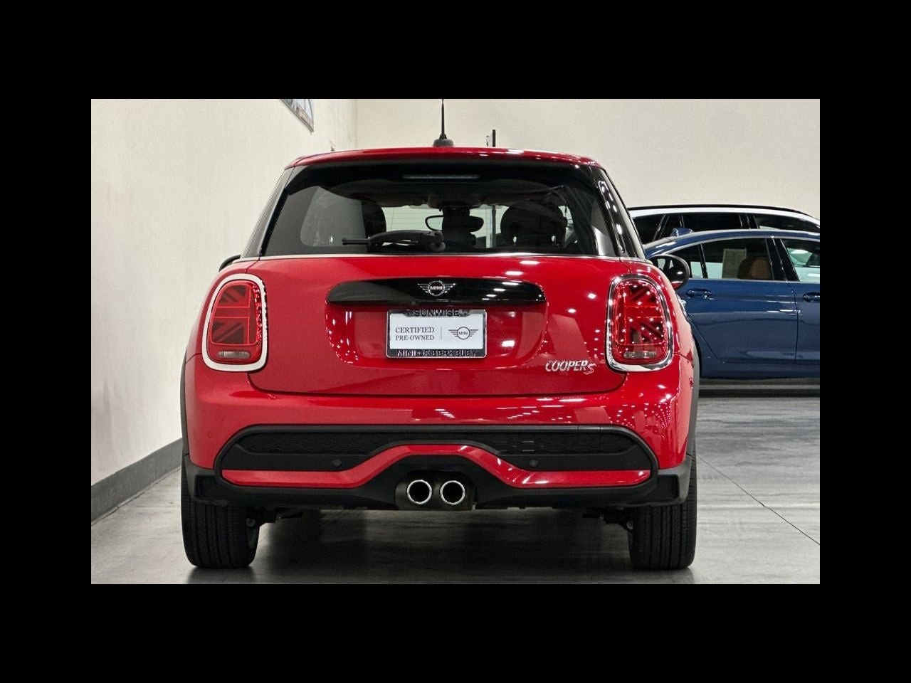 2024 MINI HARDTOP 4 DOOR Signature