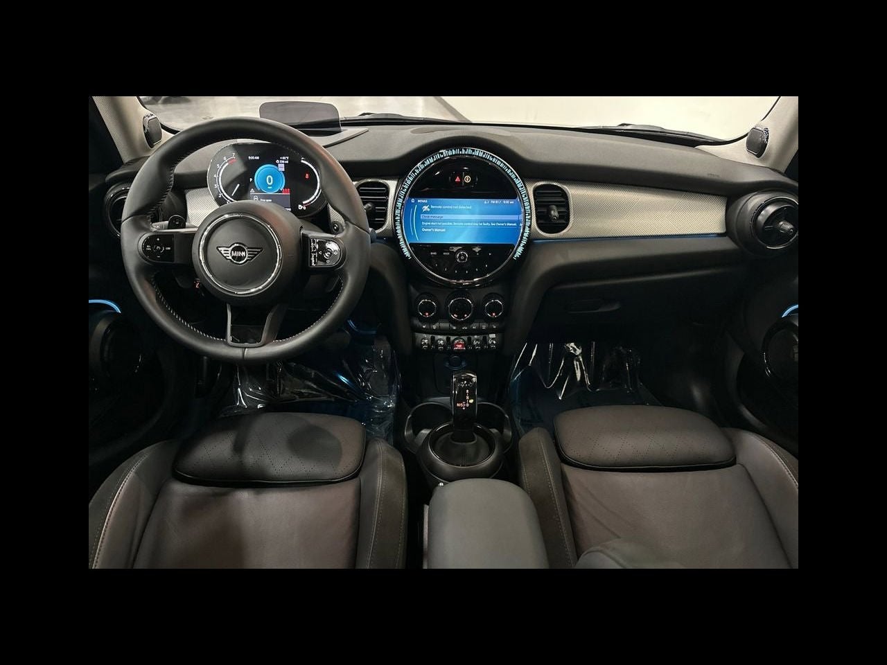 2024 MINI HARDTOP 4 DOOR Iconic