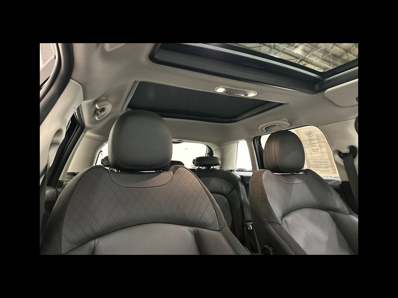 2024 MINI HARDTOP 4 DOOR Iconic