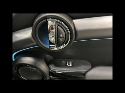 2024 MINI HARDTOP 4 DOOR Iconic