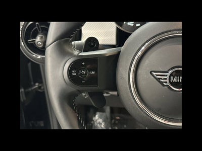 2024 MINI HARDTOP 4 DOOR Iconic