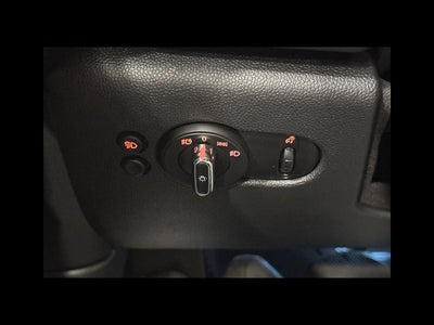2024 MINI HARDTOP 4 DOOR Iconic