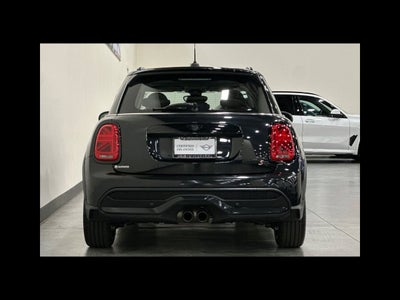 2024 MINI HARDTOP 4 DOOR Iconic
