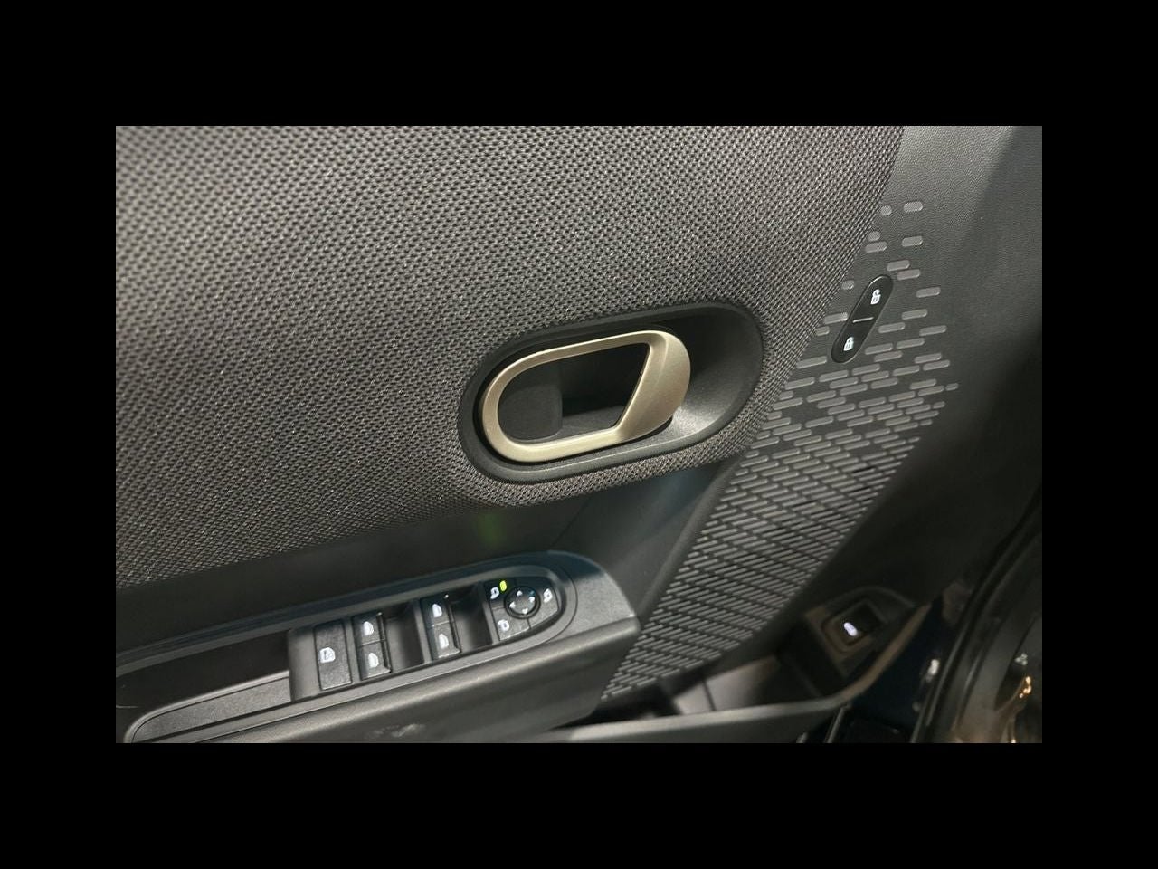2026 MINI 4 DOOR ICONIC