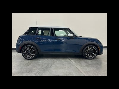2027 MINI 4 DOOR ICONIC