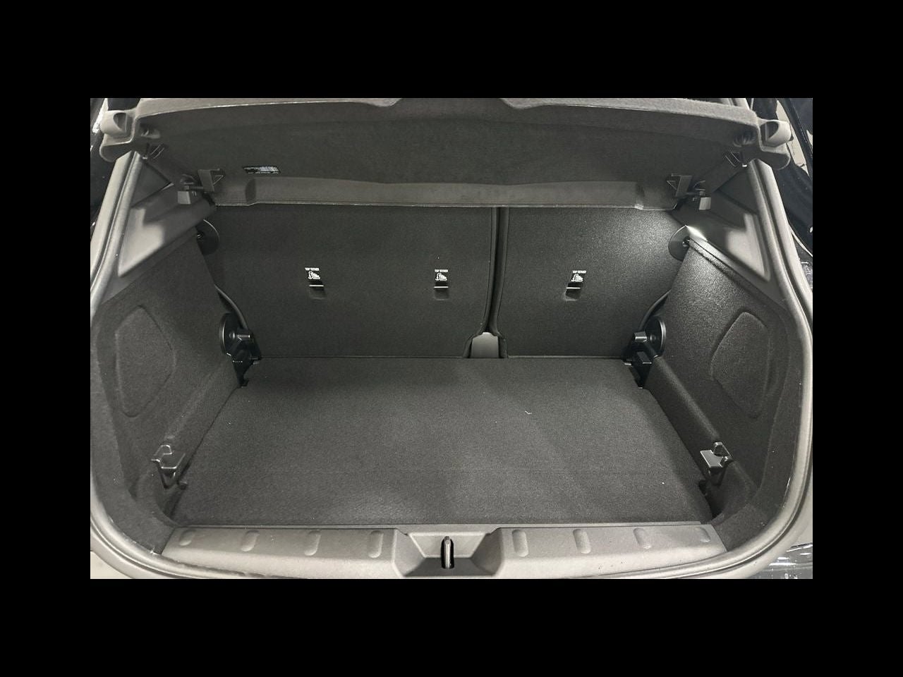 2026 MINI 4 DOOR ICONIC