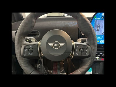 2026 MINI 4 DOOR ICONIC