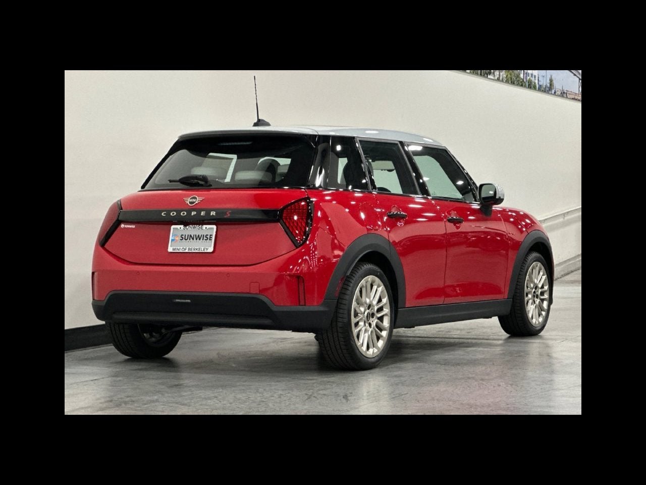 2027 MINI 4 DOOR SIGNATURE PLUS