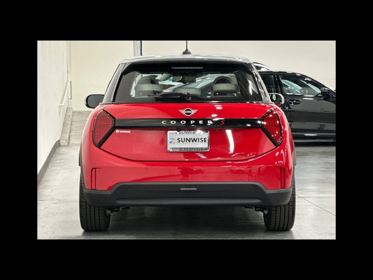 2027 MINI 4 DOOR SIGNATURE PLUS