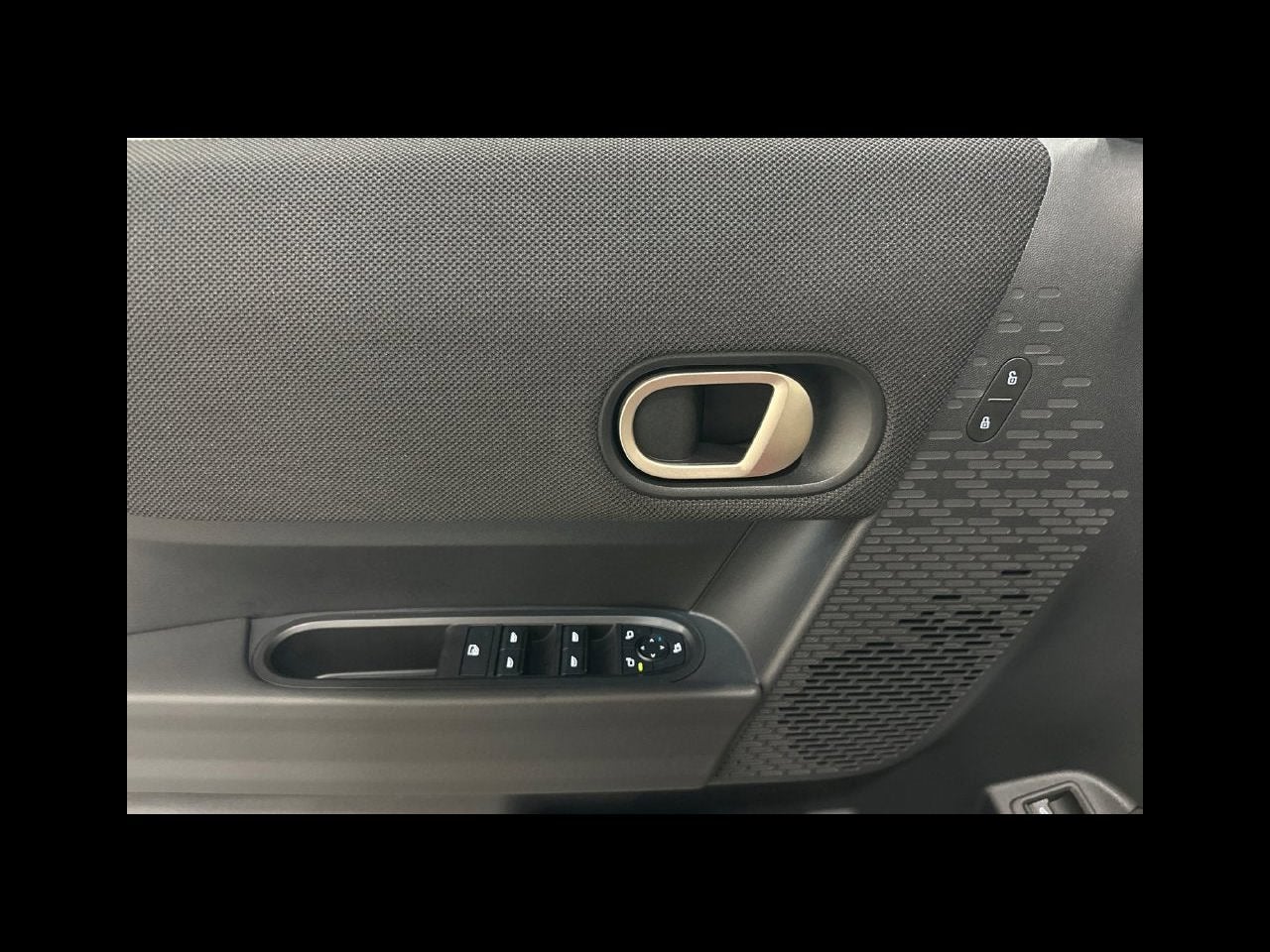 2027 MINI 4 DOOR SIGNATURE PLUS