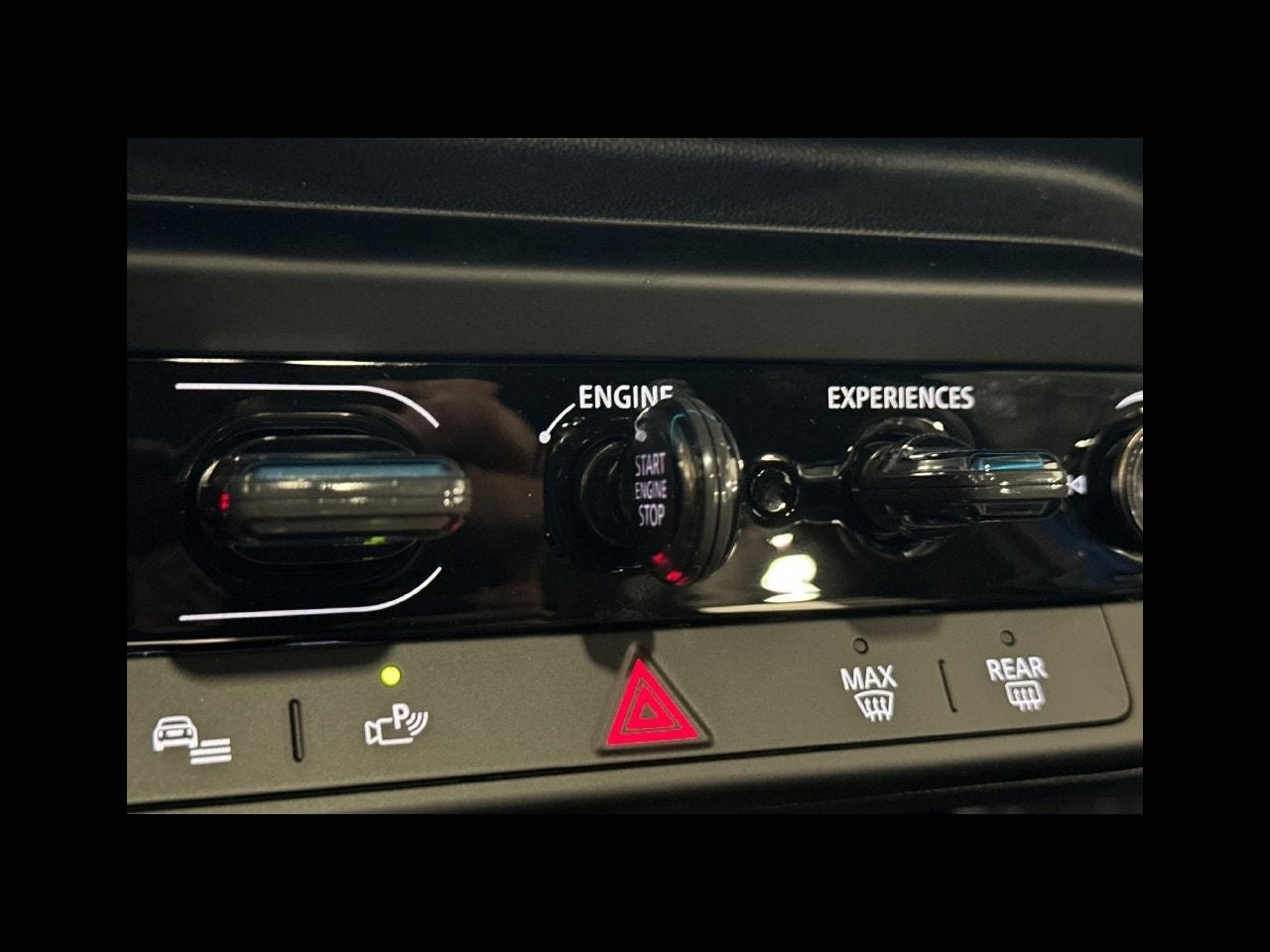 2027 MINI 4 DOOR SIGNATURE PLUS