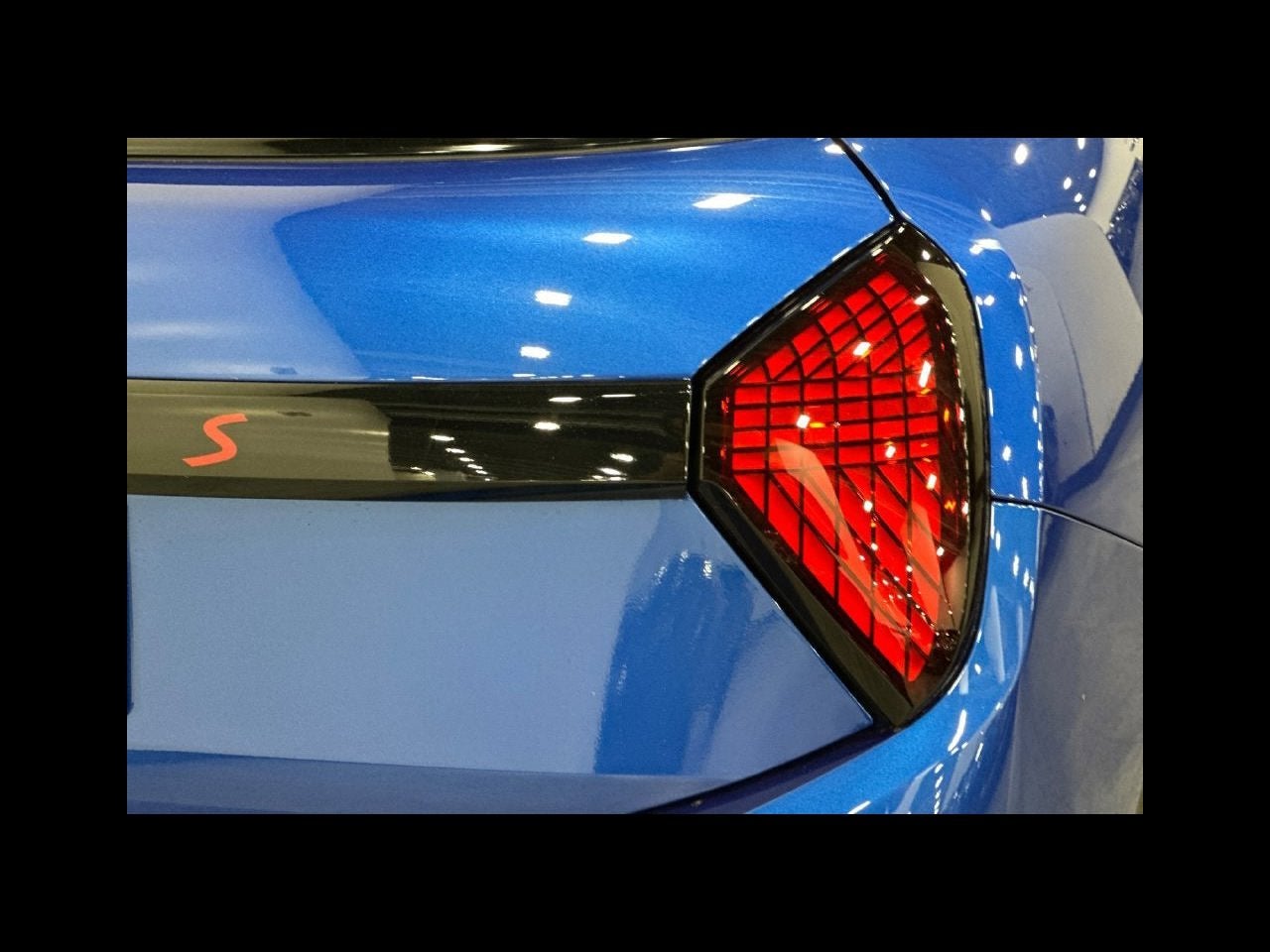 2027 MINI 4 DOOR SIGNATURE PLUS