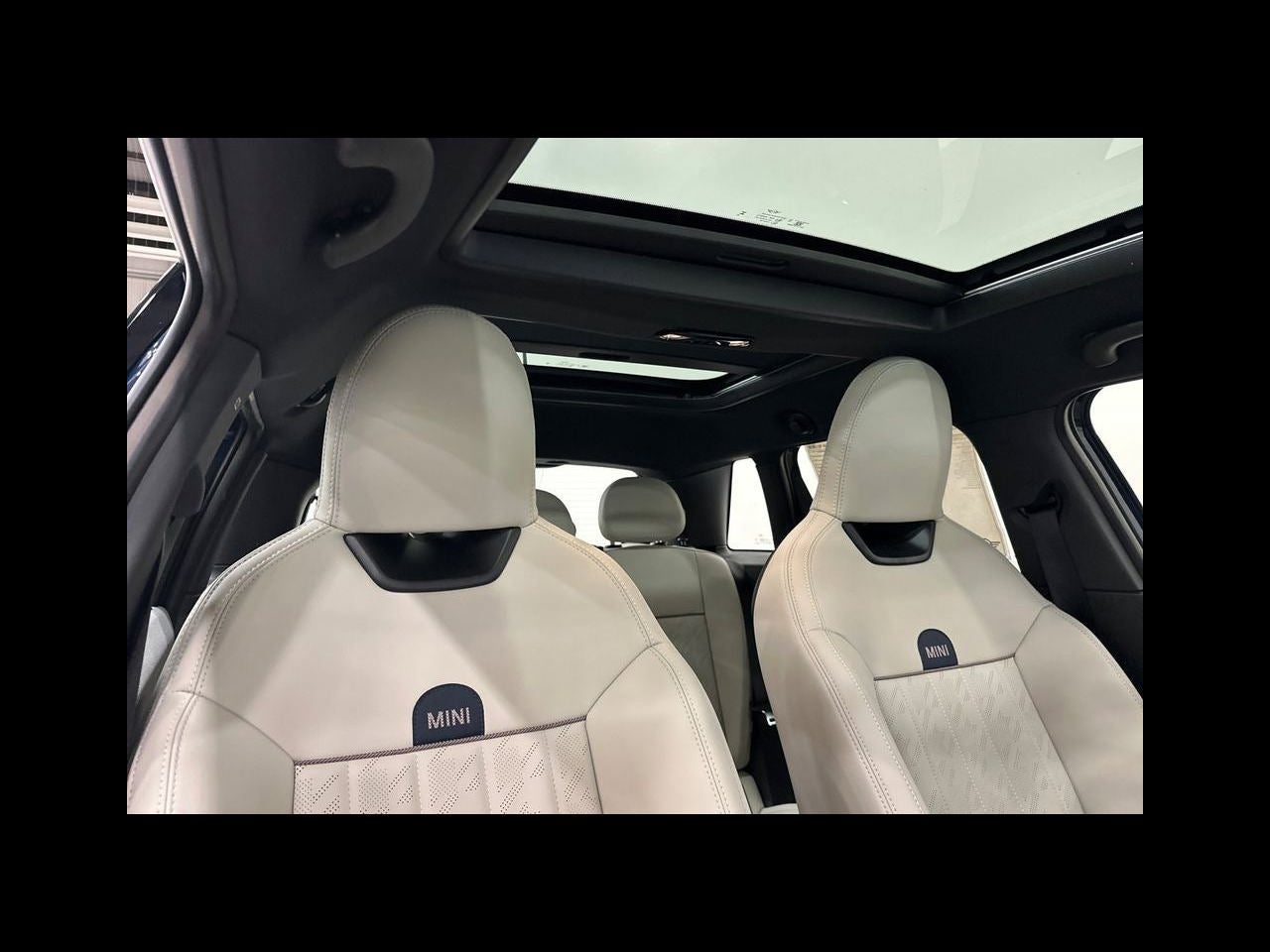 2026 MINI 4 DOOR SIGNATURE PLUS