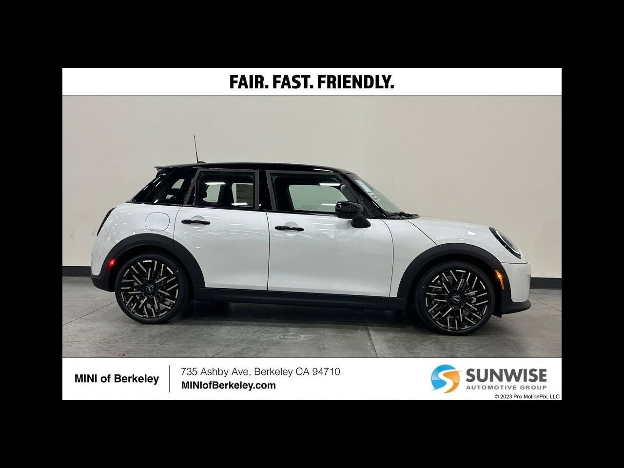2026 MINI 4 DOOR ICONIC