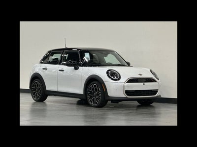 2026 MINI 4 DOOR ICONIC