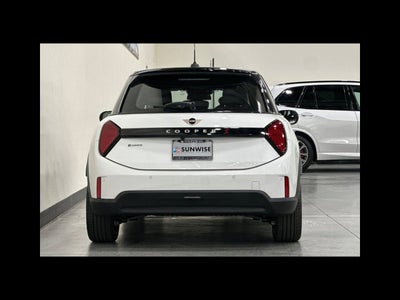 2026 MINI 4 DOOR ICONIC