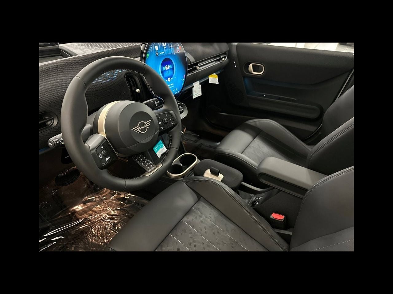 2026 MINI 4 DOOR ICONIC