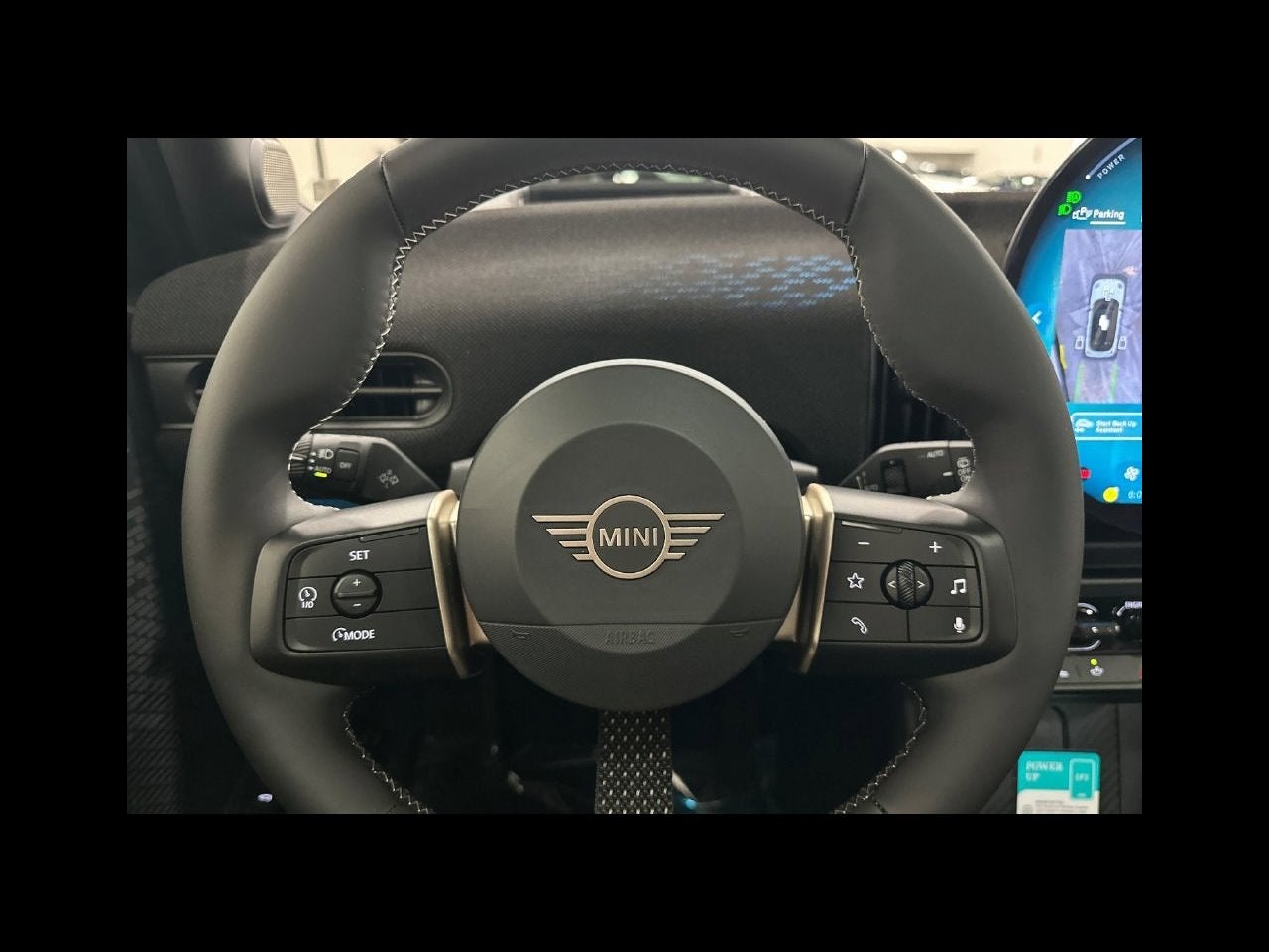 2027 MINI 4 DOOR ICONIC