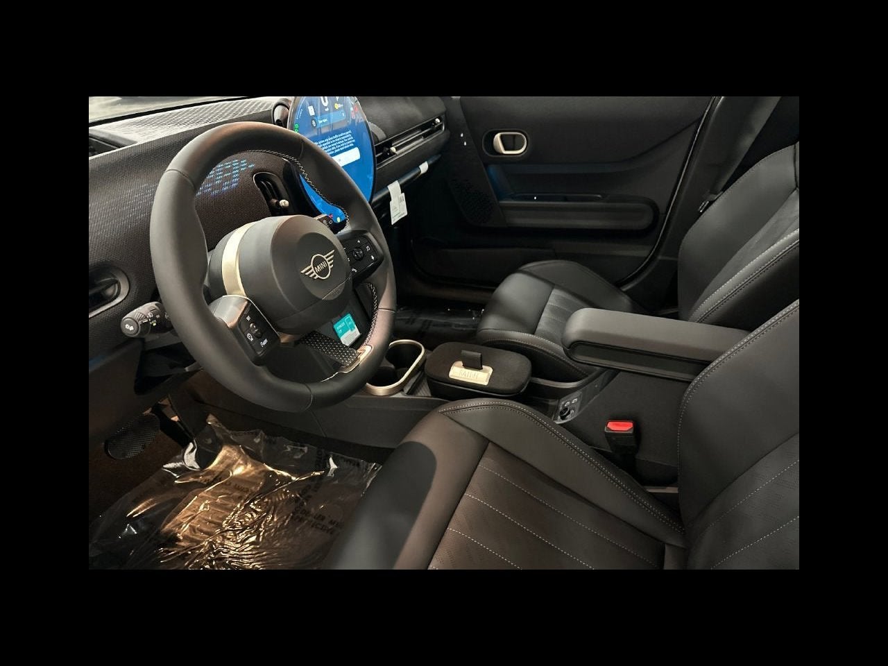 2027 MINI 4 DOOR ICONIC
