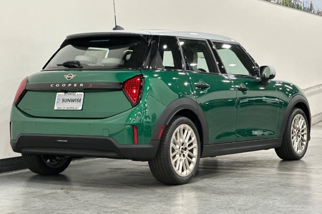 2027 MINI Cooper S Base