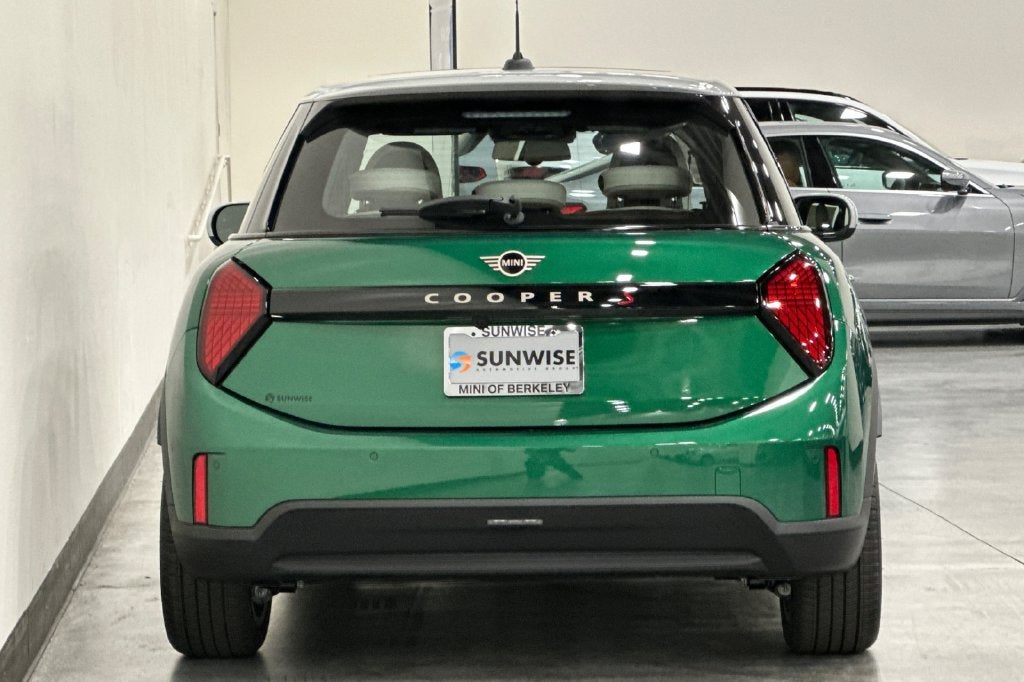 2027 MINI Cooper S Base
