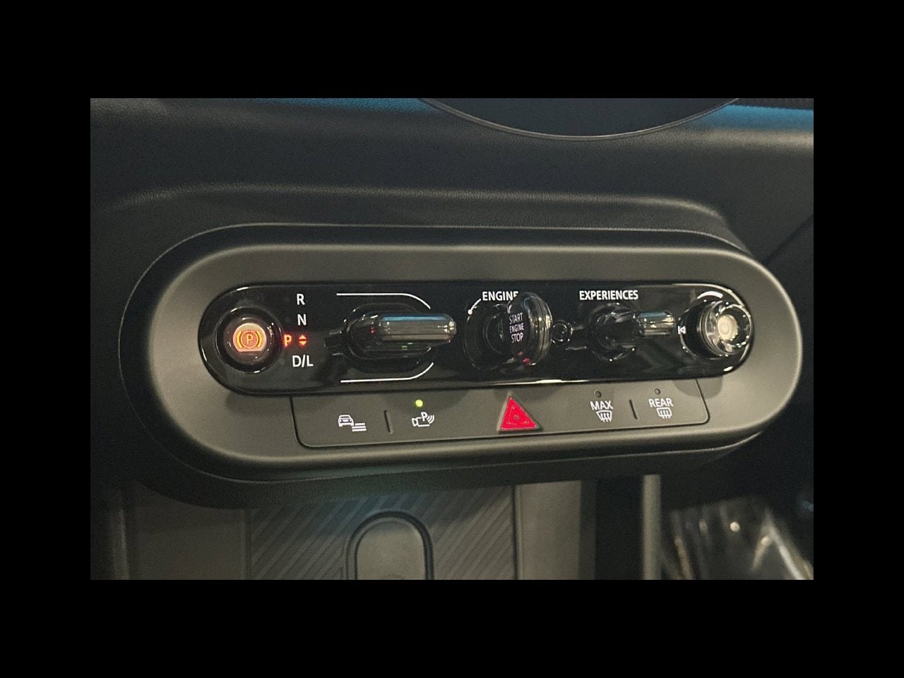 2027 MINI 4 DOOR ICONIC