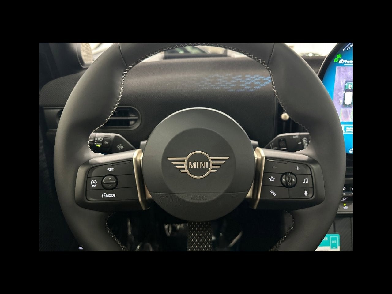 2027 MINI 4 DOOR ICONIC