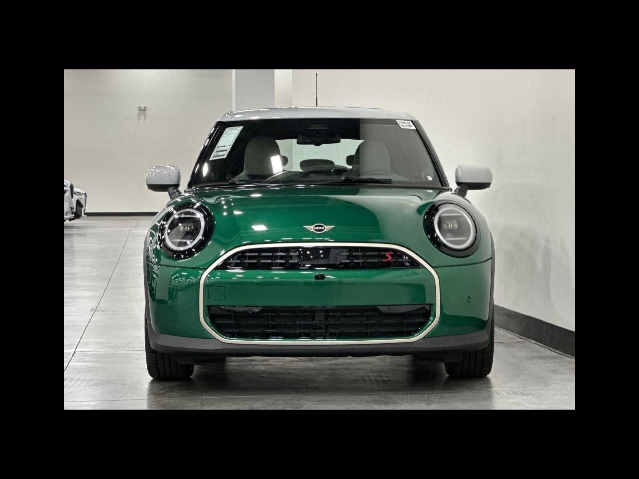 2027 MINI 4 DOOR ICONIC