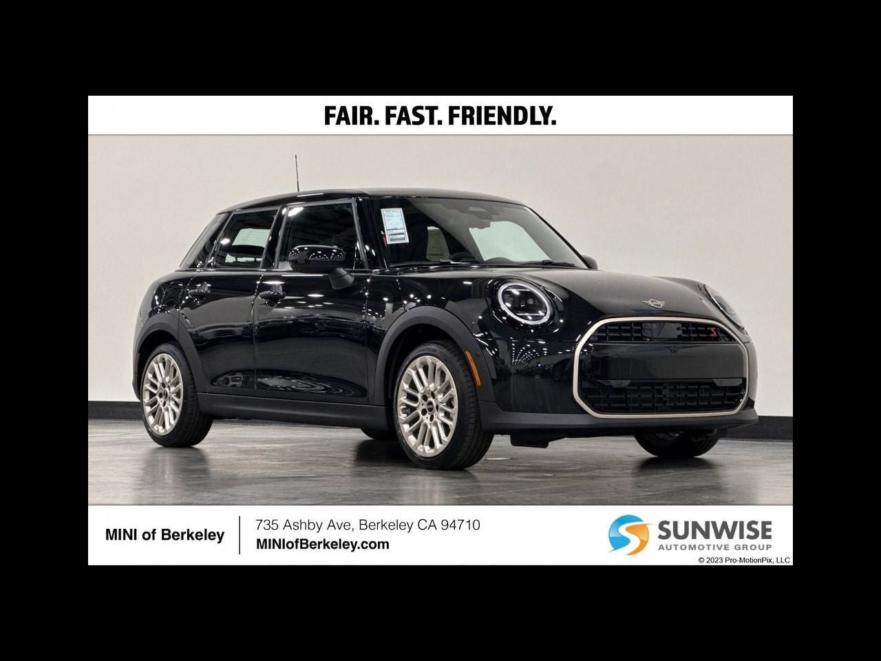 2026 MINI 4 DOOR ICONIC