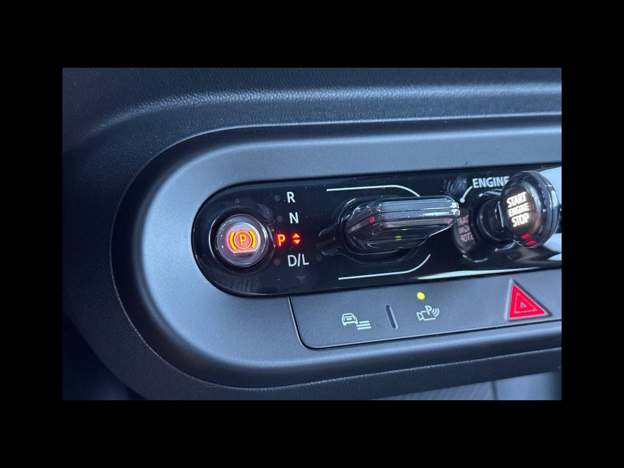 2026 MINI 4 DOOR ICONIC