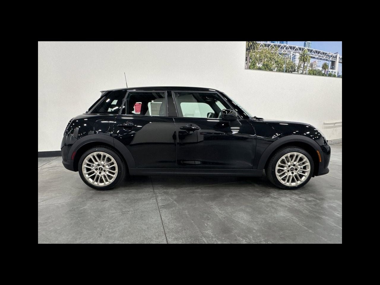 2026 MINI 4 DOOR ICONIC