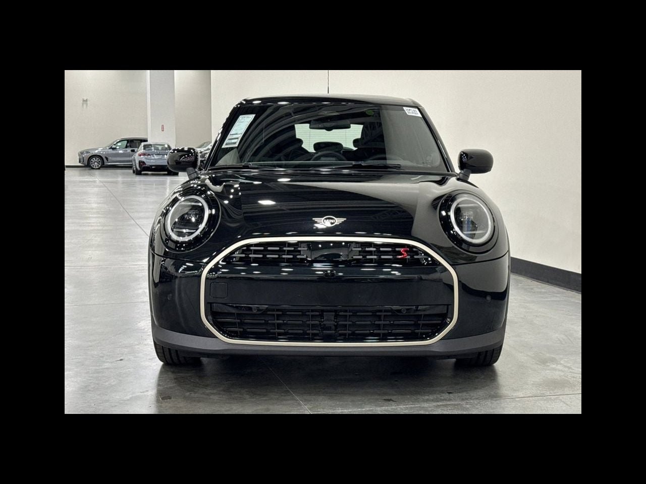 2026 MINI 4 DOOR ICONIC
