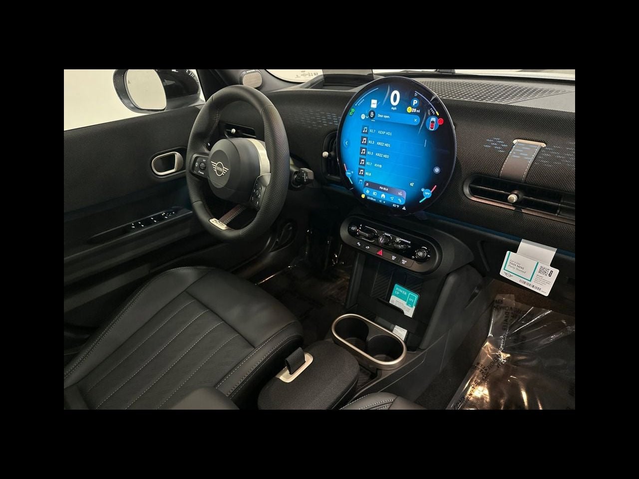 2027 MINI 4 DOOR ICONIC