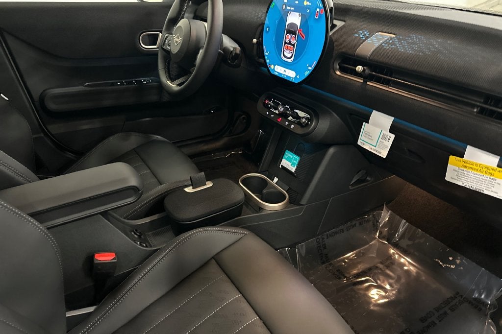 2026 MINI 4 DOOR SIGNATURE PLUS