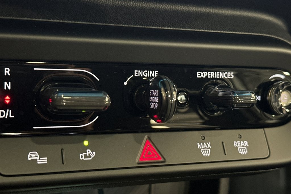 2026 MINI 4 DOOR SIGNATURE PLUS