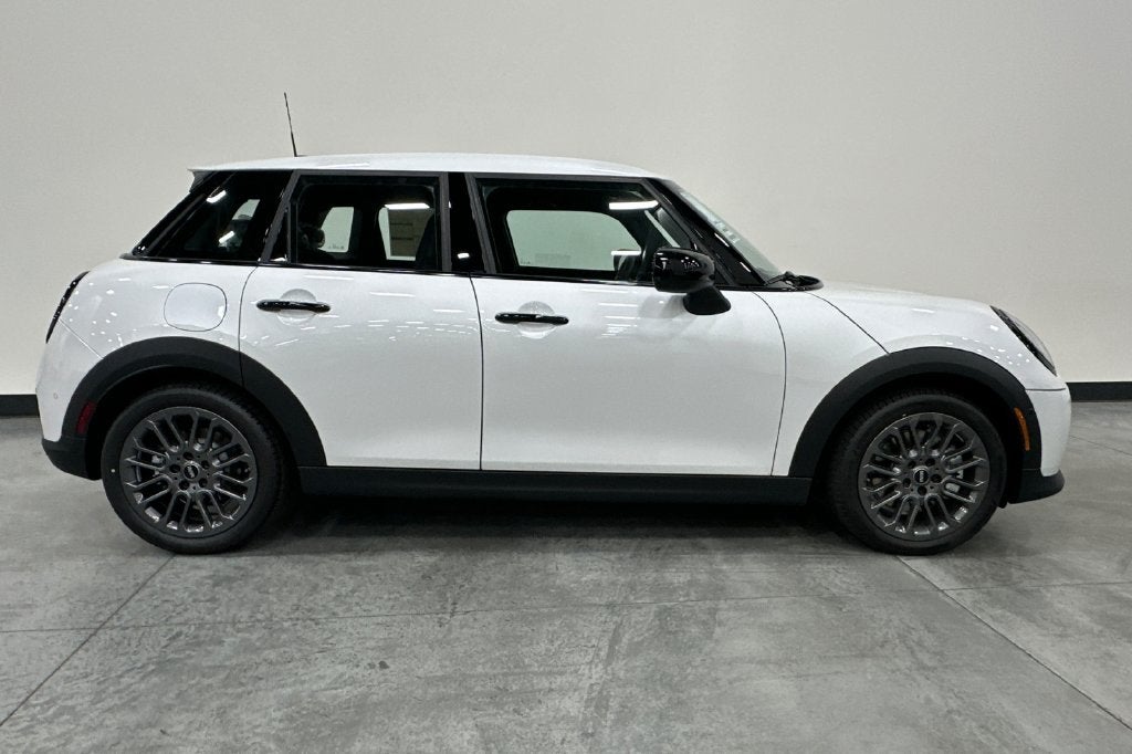 2026 MINI 4 DOOR SIGNATURE PLUS