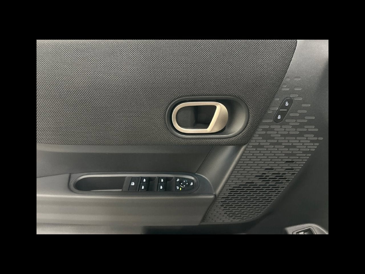 2026 MINI 4 DOOR SIGNATURE PLUS