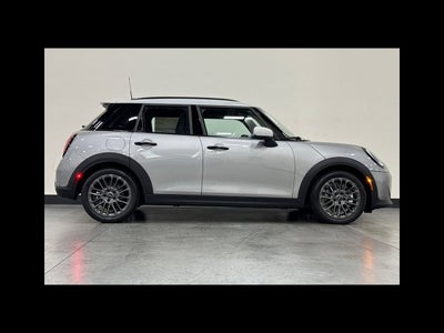 2026 MINI 4 DOOR ICONIC