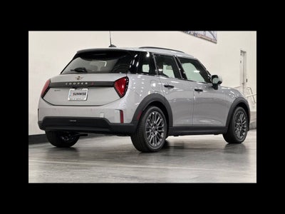 2026 MINI 4 DOOR ICONIC