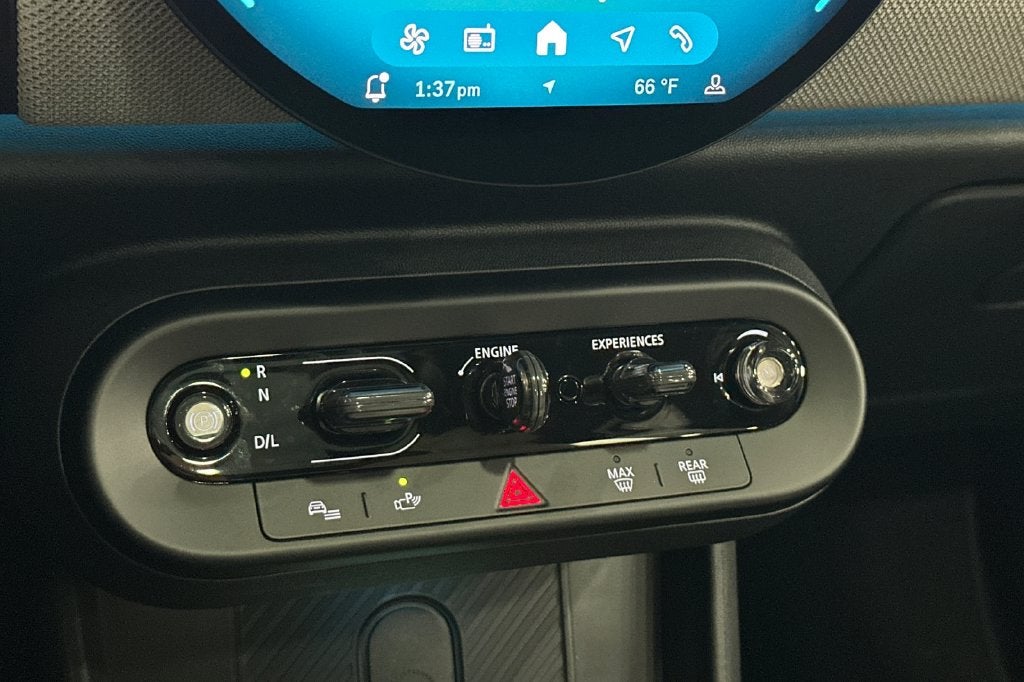 2027 MINI 4 DOOR ICONIC