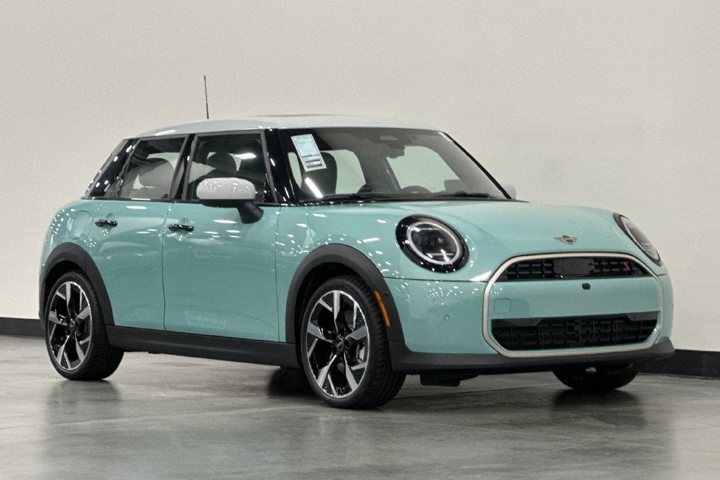 2027 MINI 4 DOOR ICONIC
