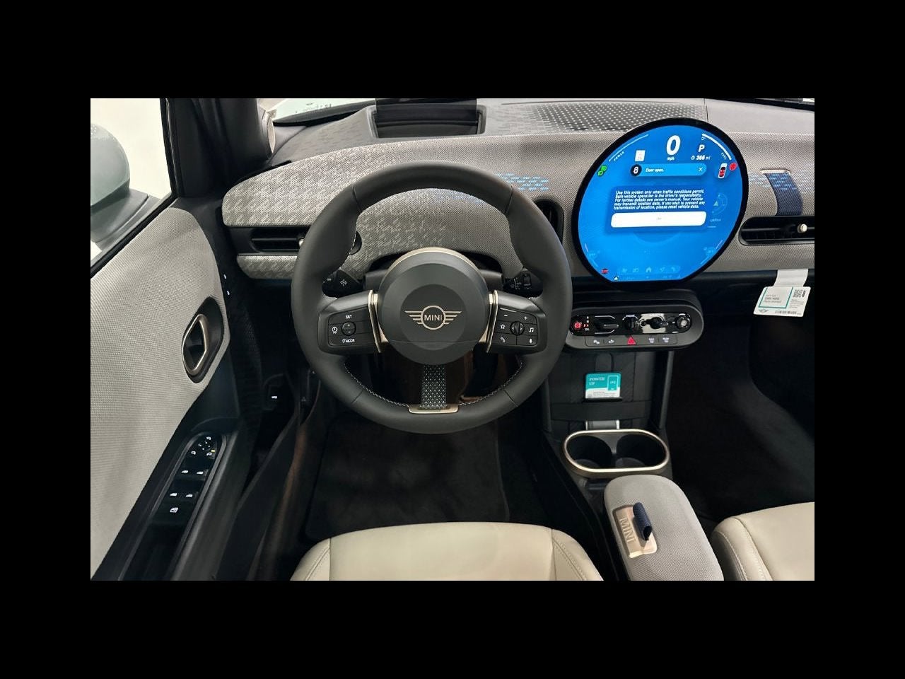 2027 MINI 4 DOOR ICONIC