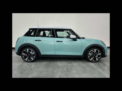 2027 MINI 4 DOOR ICONIC
