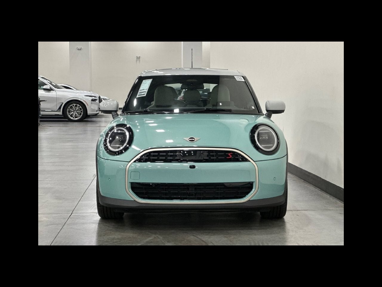 2027 MINI 4 DOOR ICONIC