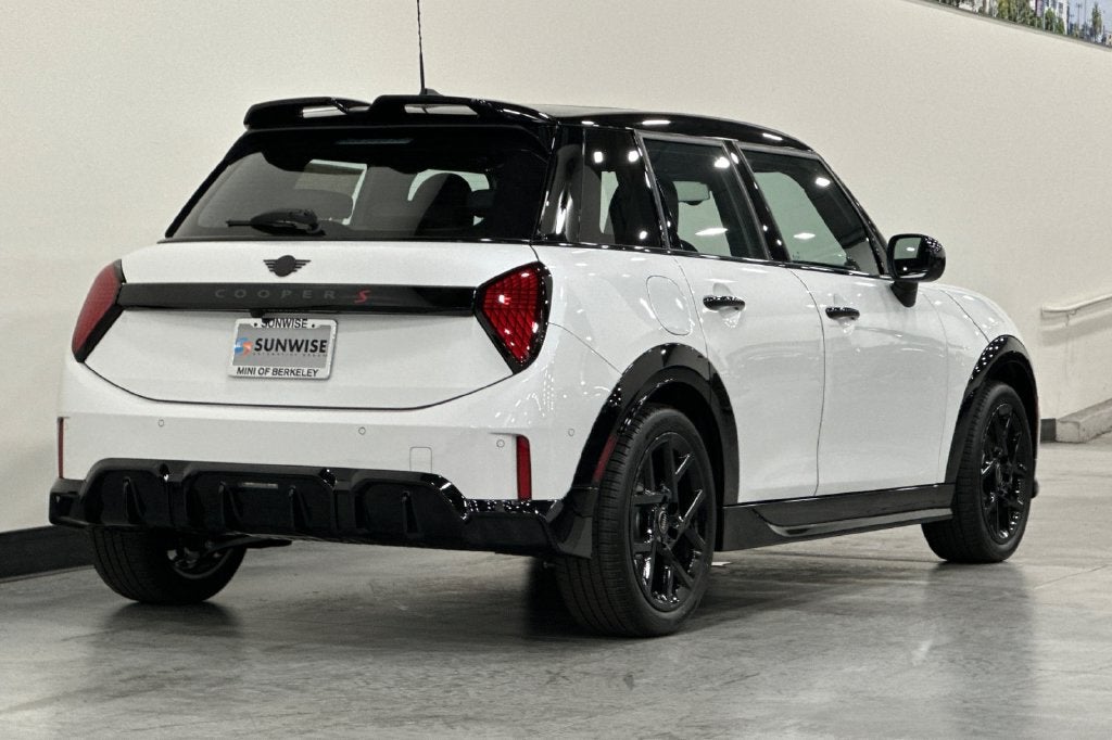 2027 MINI Cooper S Base