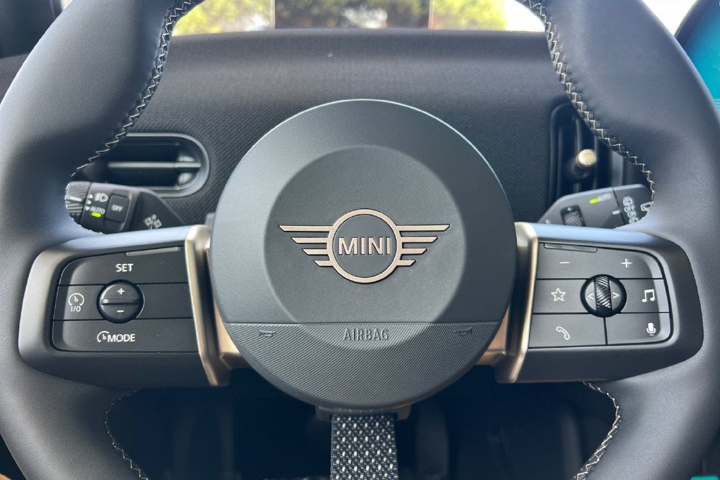 2027 MINI 4 DOOR ICONIC