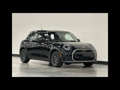 2026 MINI 4 DOOR SIGNATURE PLUS