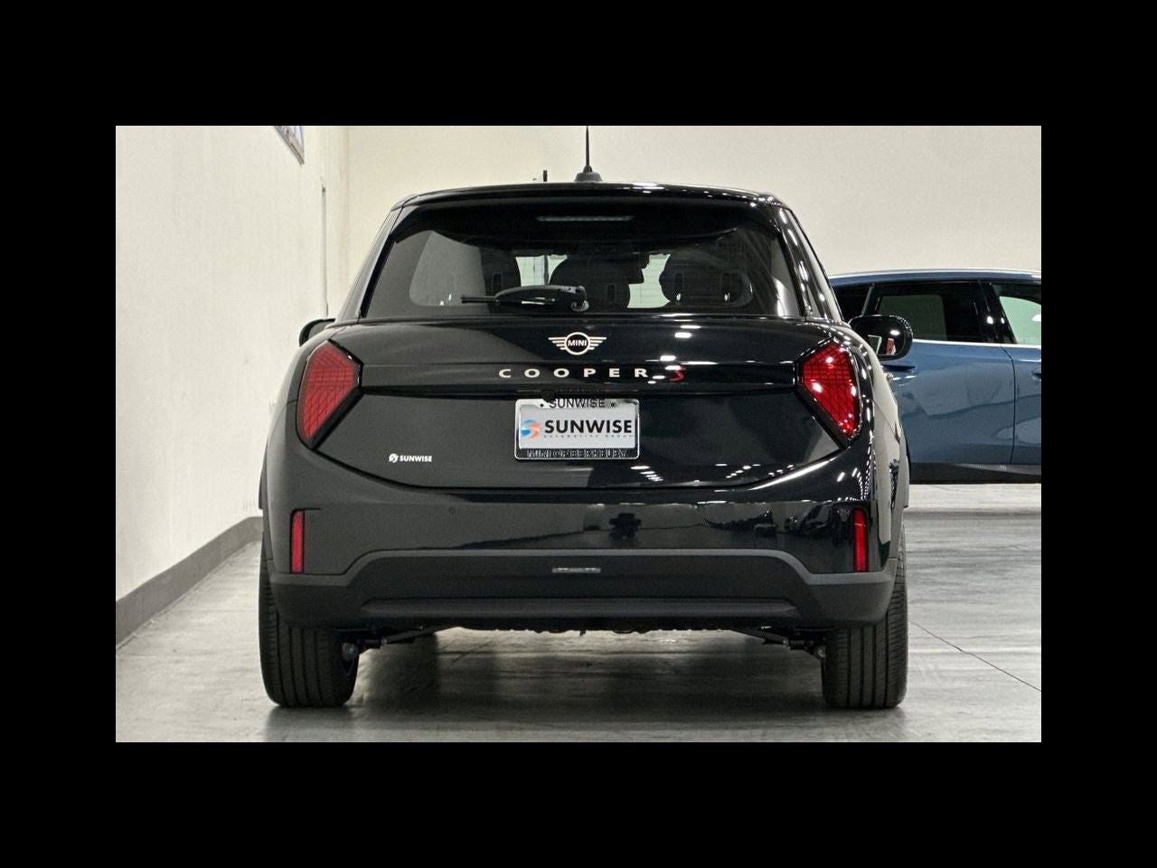 2026 MINI 4 DOOR SIGNATURE PLUS