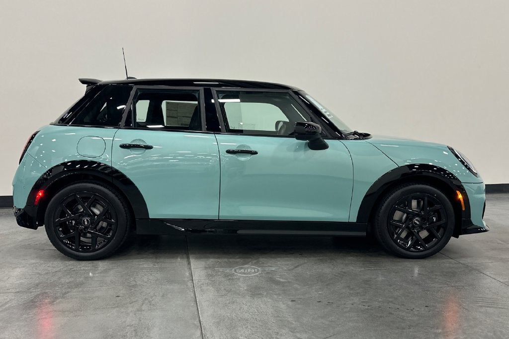 2027 MINI Cooper S Base
